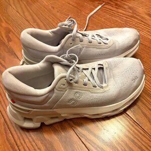 On Cloud Cloudflyer Women's Size 7.5